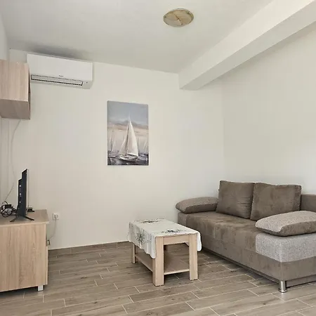 Banovi Dvori